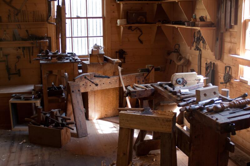 What a Chesterfield Fitted Furniture Job Actually Includes